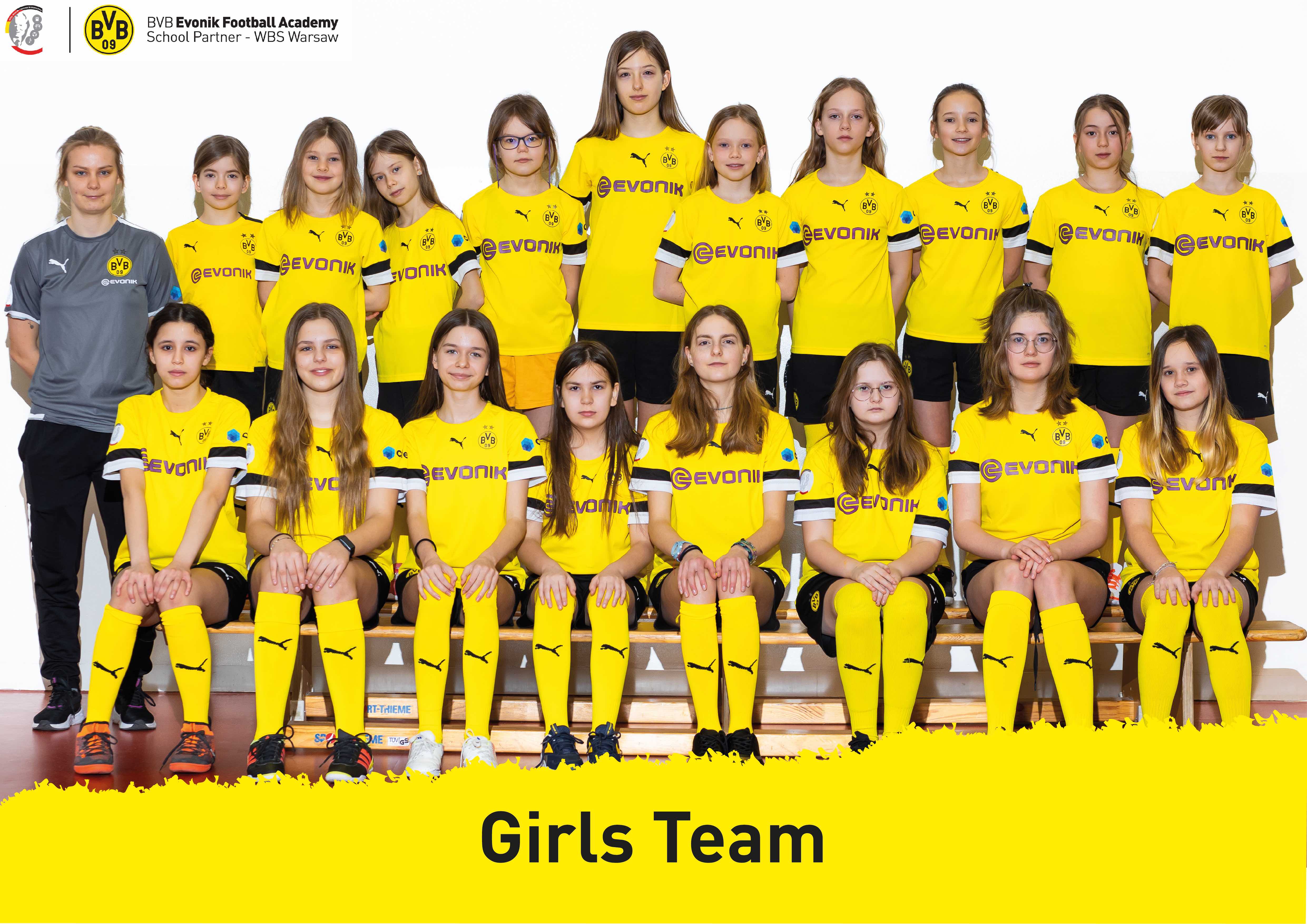 girls_team.jpg